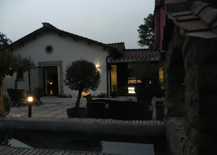 Tenuta Del Duca Fiumicino Locanda E Hostaria Guest House